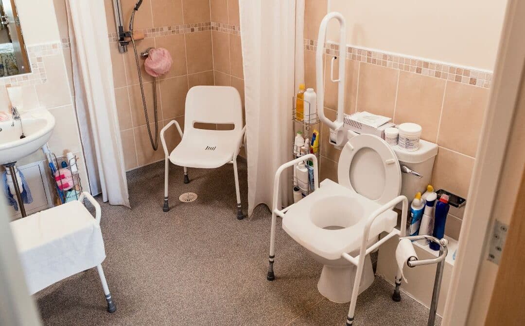 Top Bathroom Safety Products for People with Disabilities – Solutions for Enhanced Accessibility