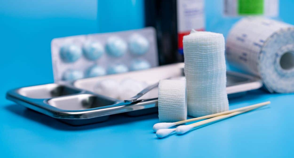 Choosing the Right Wound Care Supplies